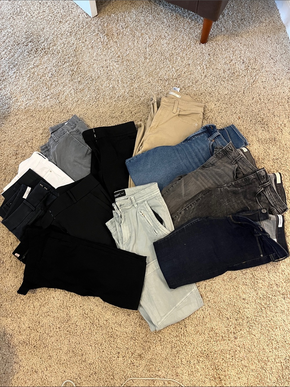 Bundle of Women’s Pants, Size 26-27, 6 good brands!
